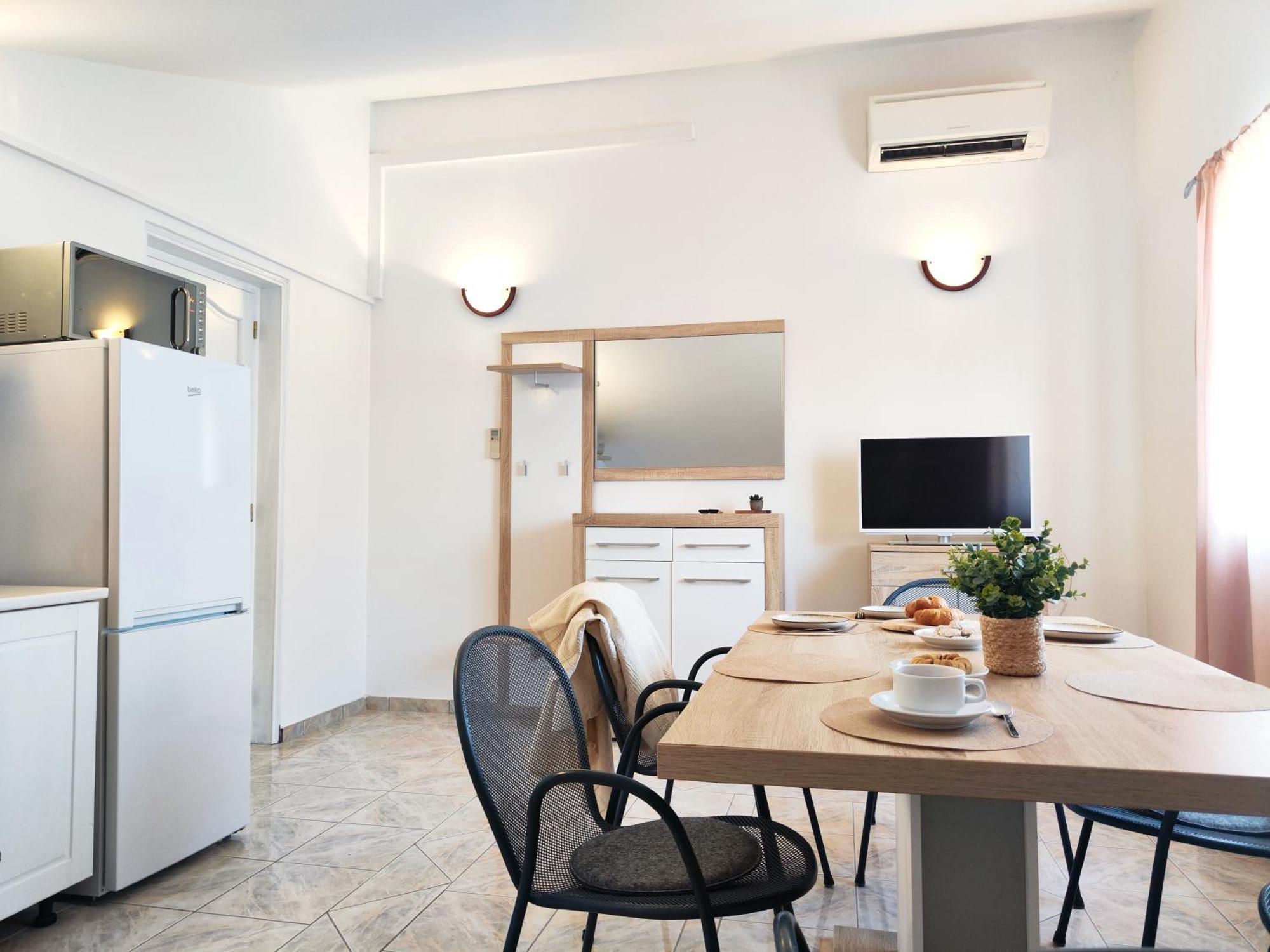 Paris Apartman *