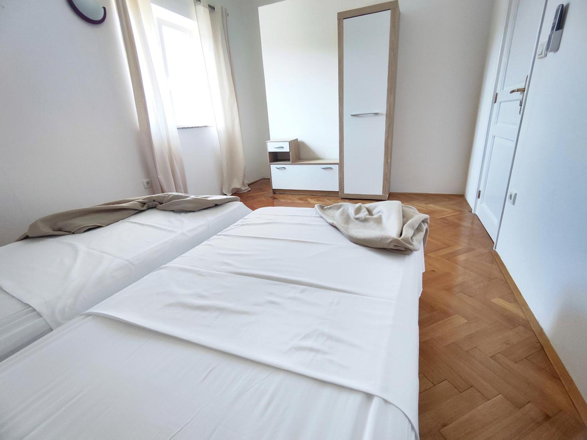 Paris Apartman Nečujam